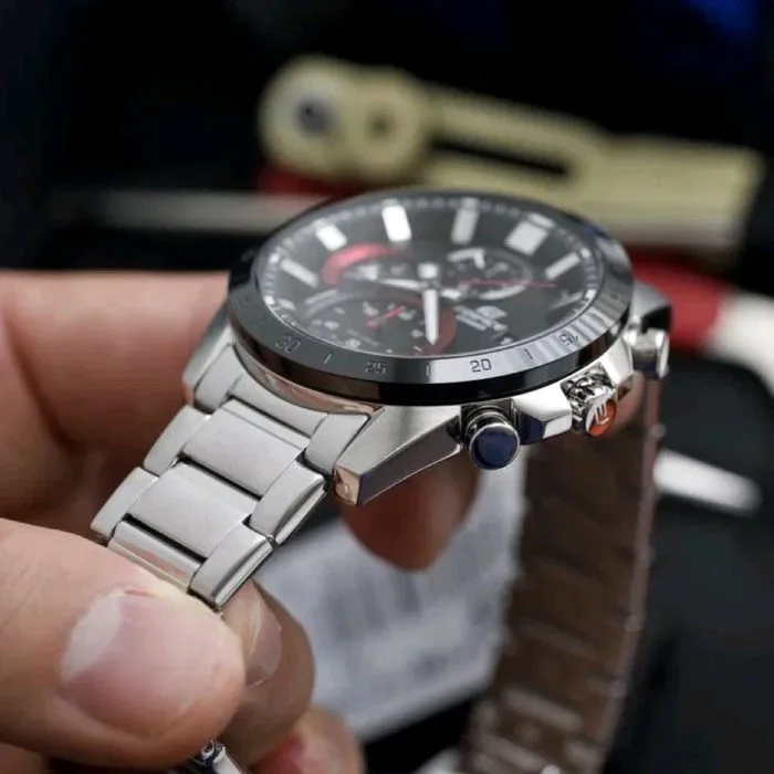 CASIO EDIFICE EFR-571DB-1A1, наручные часы — дополнительное фото 3