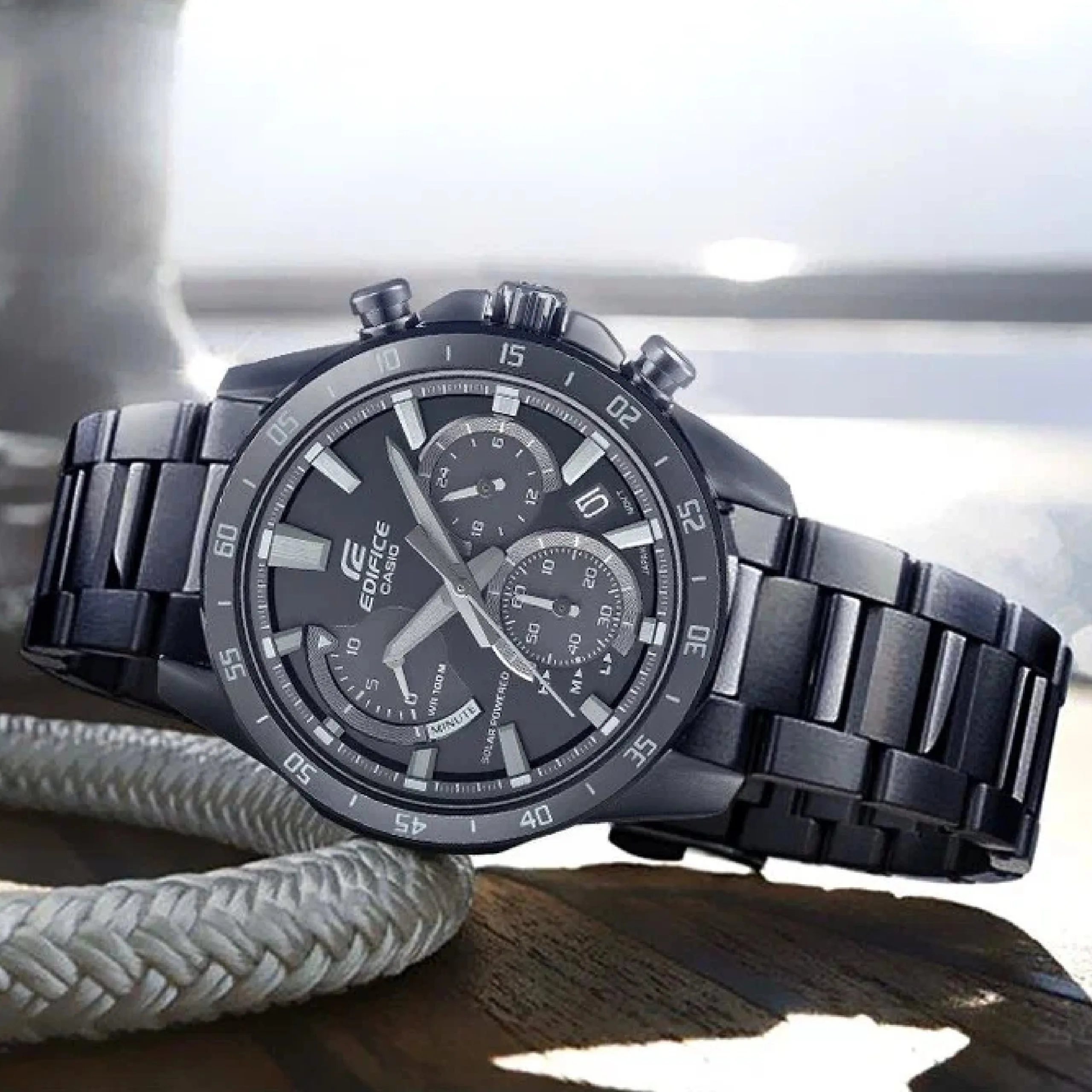 CASIO EDIFICE EQS-930MDC-1A, наручные часы — дополнительное фото 2