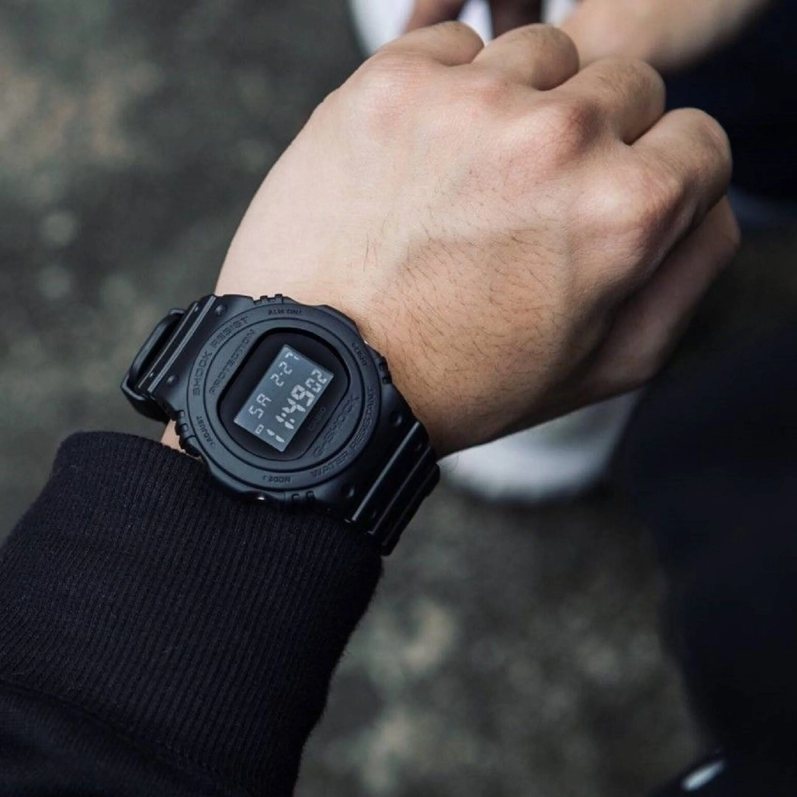 CASIO G-SHOCK DW-5750E-1B, наручные часы — дополнительное фото 4