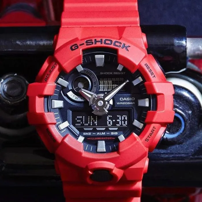 CASIO G-SHOCK GA-700-4A, наручные часы — дополнительное фото 2