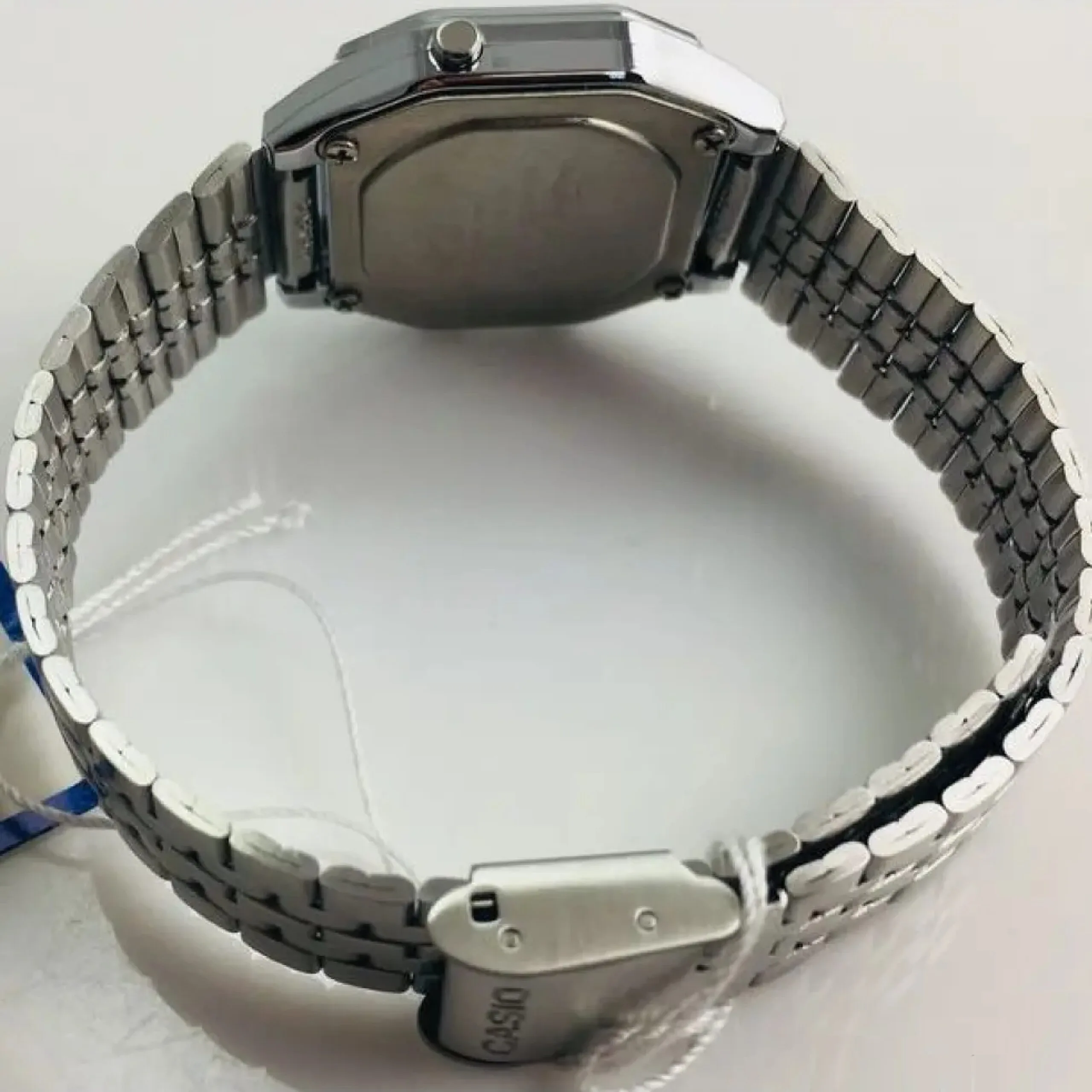 CASIO LA-680WA-1B, наручные часы — дополнительное фото 3