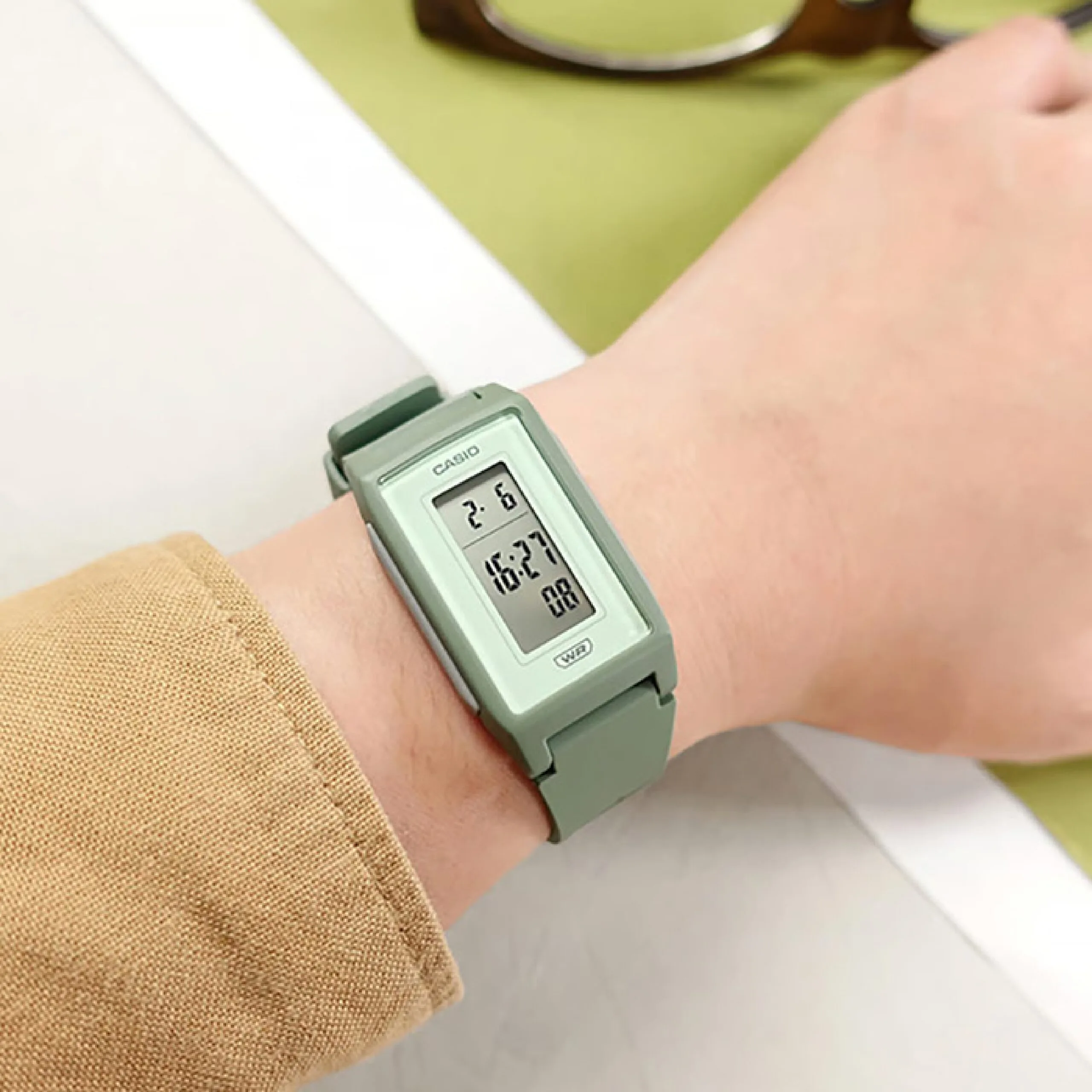 CASIO LF-10WH-3, наручные часы — дополнительное фото 4