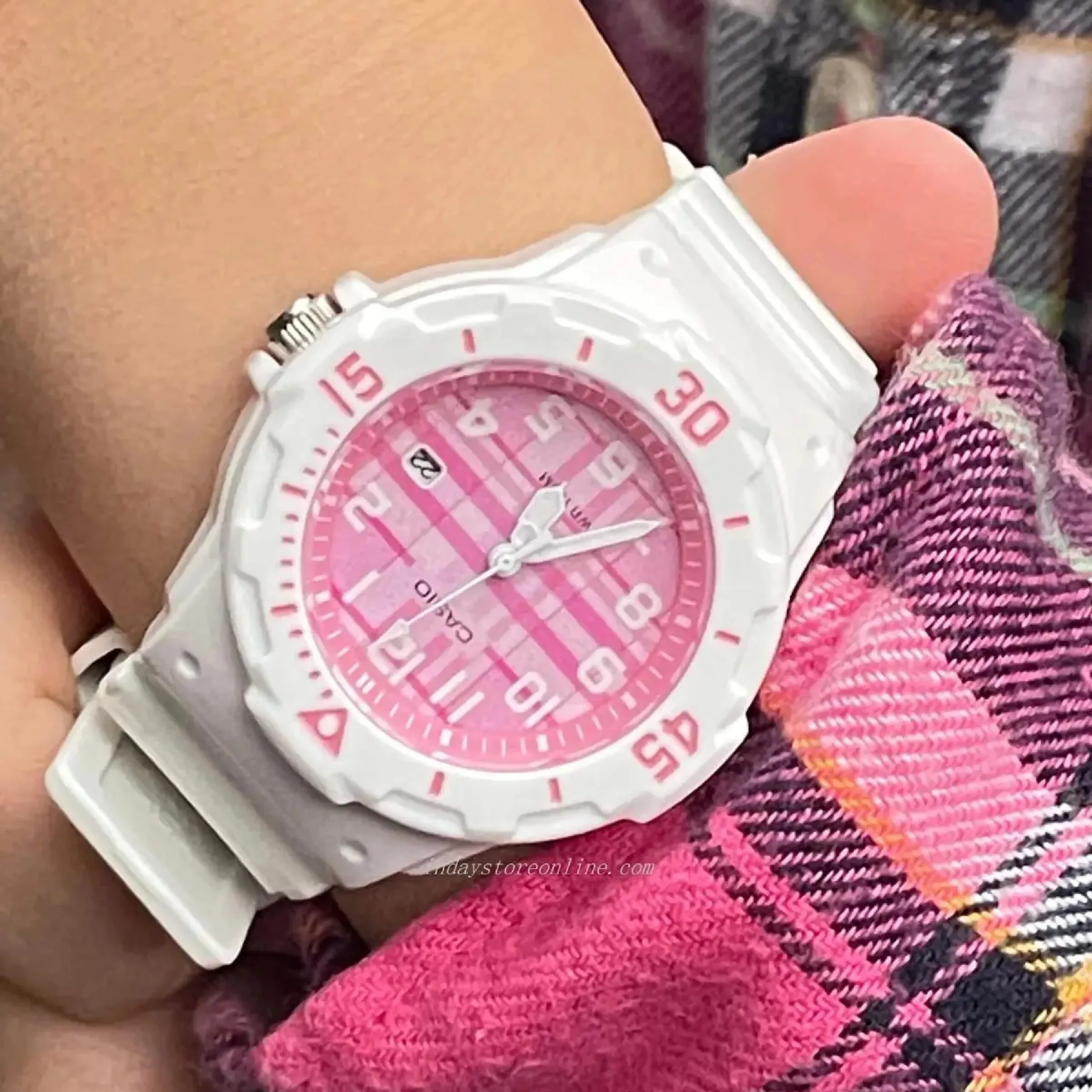 CASIO LRW-200H-4C, наручные часы — дополнительное фото 4