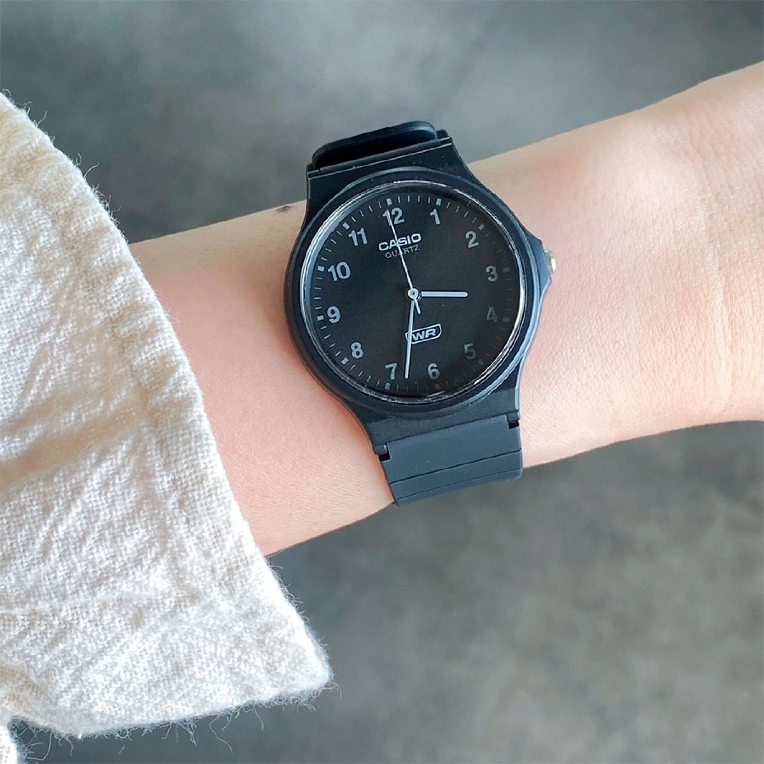 CASIO MQ-24B-1B, наручные часы — дополнительное фото 3